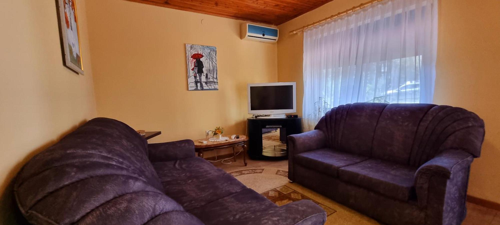 Bezhani Standard Golem (Tirana)